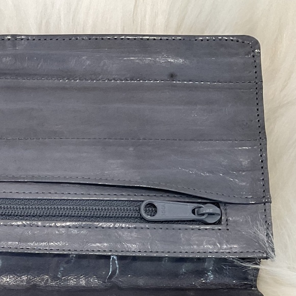 Grey Eel Skin Vintage Wallet/Card Holder Slots/Pockets - Picture 9 of 9